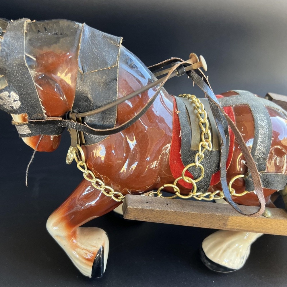 Ceramic Clydesdale Horse Pulling Barrel Cart Figurine - Picture 8 of 16